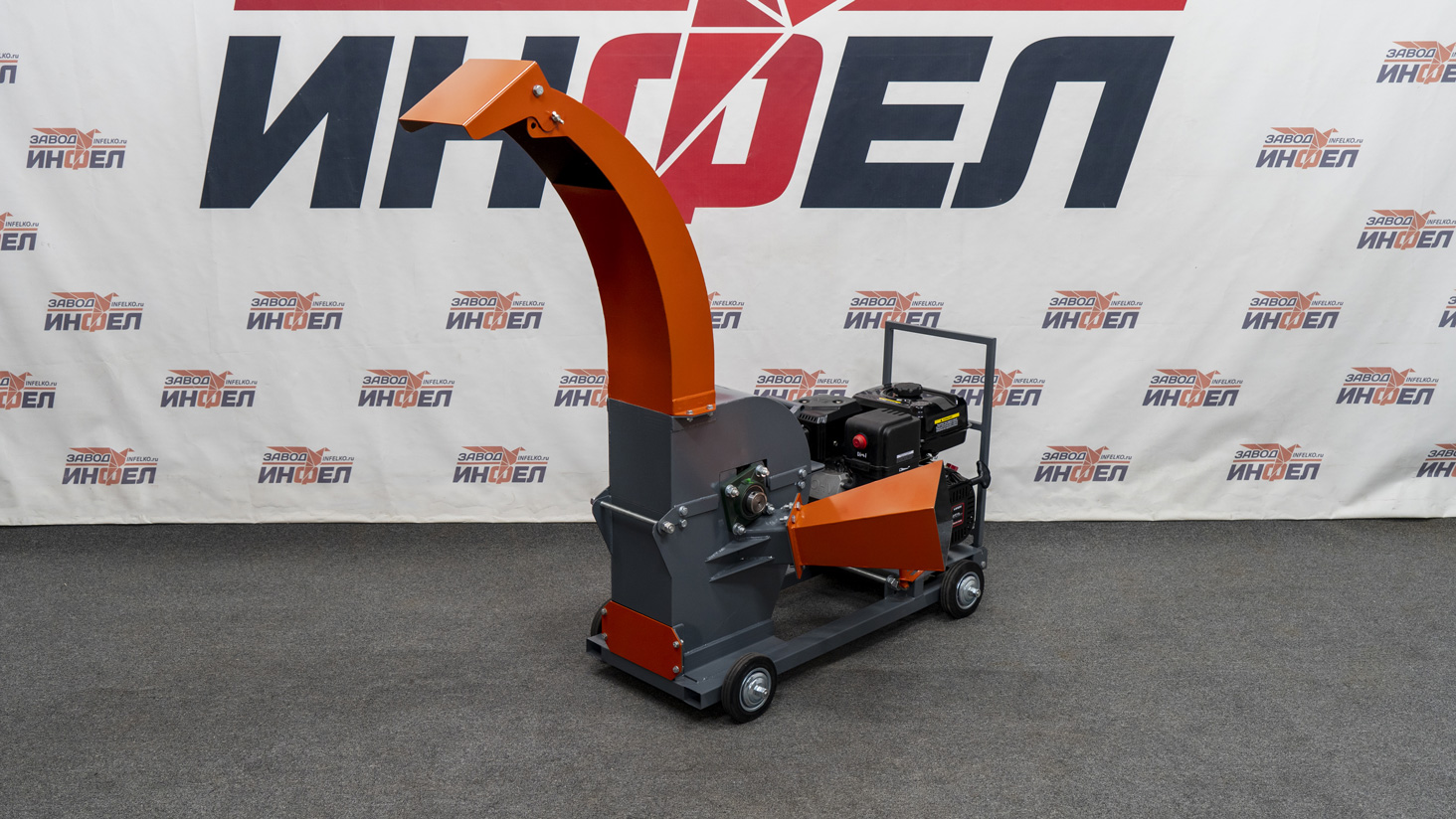 Измельчитель древесины (щепорез) ID-350D c ДВС izmelchiteli-drevesiny-shcheporezy-sadovye-bytovye-id-350D-1